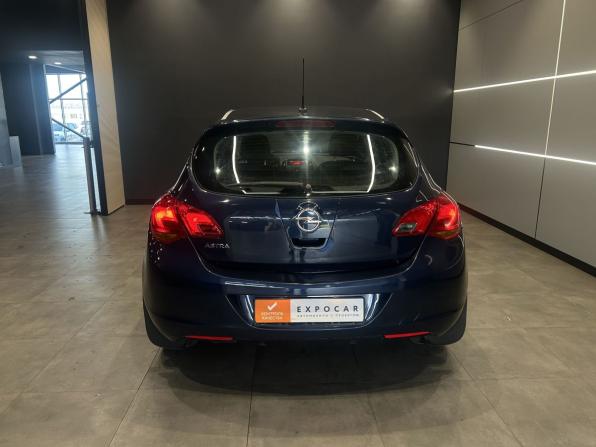 Opel Astra J с пробегом 2010 года, цена 635 000 рублей, 187000 км, хэтчбек, Автокод Объявления