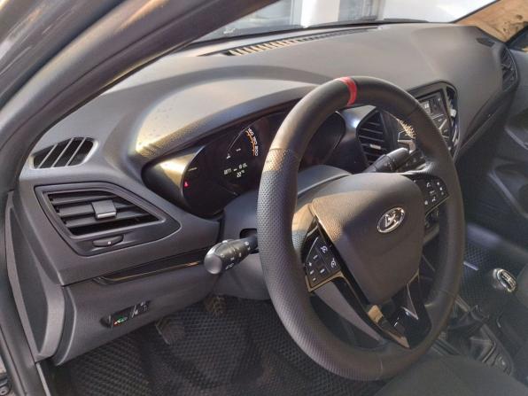 Lada (ВАЗ) Vesta I с пробегом 2019 года, цена 892 000 рублей, 106945 км, седан, Автокод Объявления