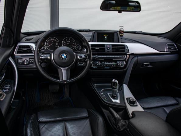 BMW 3 серии VI (F3x) Рестайлинг с пробегом 2018 года, цена 2 995 000 рублей, 174353 км, седан, Автокод Объявления