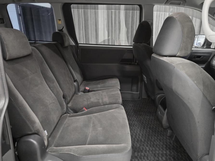 Toyota Noah II (R70) Красноярск  - изображение 16