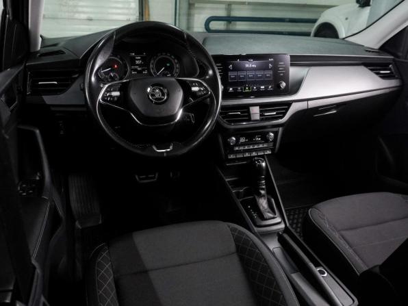 Skoda Rapid II с пробегом 2021 года, цена 1 696 000 рублей, 90515 км, лифтбек, Автокод Объявления