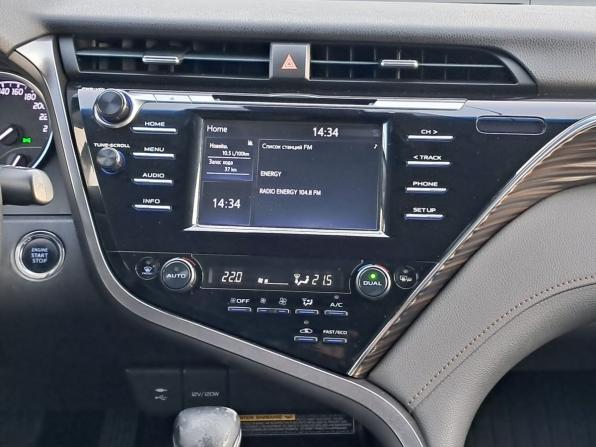 Toyota Camry VIII (XV70) с пробегом 2018 года, цена 2 665 000 рублей, 141000 км, седан, Автокод Объявления