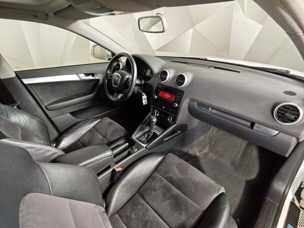 Audi A3 II (8P) Рестайлинг 2 с пробегом 2009 года, цена 595 000 рублей, 201371 км, хэтчбек, Автокод Объявления