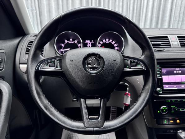 Skoda Yeti I Рестайлинг с пробегом 2014 года, цена 1 400 000 рублей, 135957 км, внедорожник, Автокод Объявления