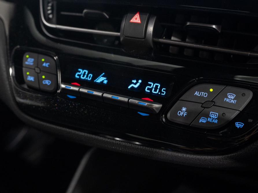 Toyota C-HR I Иркутск  - изображение 16