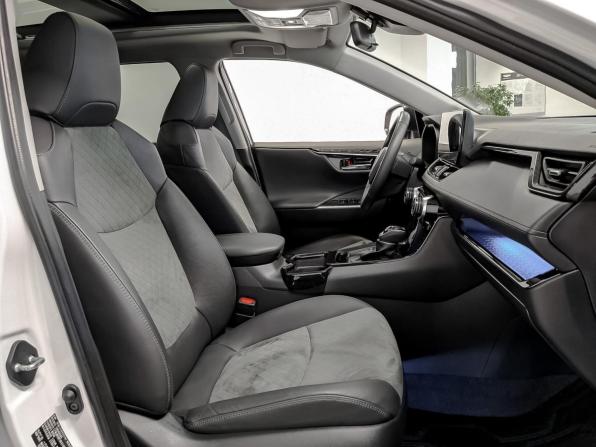 Toyota RAV4 V (XA50) с пробегом 2024 года, цена 4 075 000 рублей, 20319 км, внедорожник, Автокод Объявления