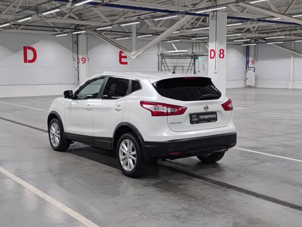 Nissan Qashqai II с пробегом 2016 года, цена 1 609 000 рублей, 131001 км, внедорожник, Автокод Объявления