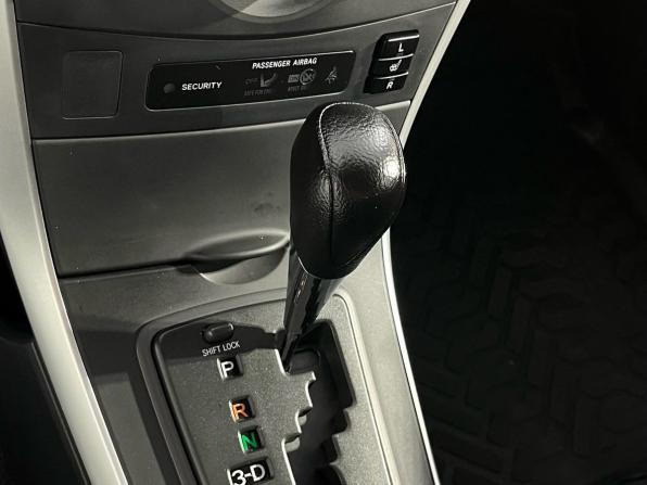 Toyota Corolla X (E140 E150) Рестайлинг с пробегом 2012 года, цена 992 000 рублей, 209505 км, седан, Автокод Объявления