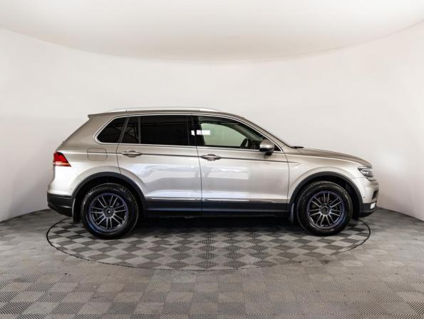 Volkswagen Tiguan II с пробегом 2017 года, цена 2 049 000 рублей, 143491 км, внедорожник, Автокод Объявления