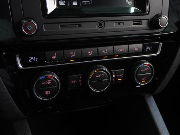 Volkswagen Jetta VI Рестайлинг с пробегом 2017 года, цена 1 549 000 рублей, 117666 км, седан, Автокод Объявления