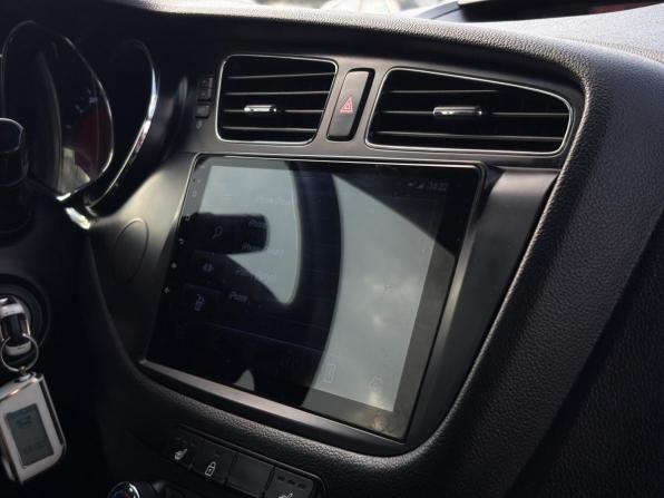 Kia Ceed II с пробегом 2013 года, цена 1 150 000 рублей, 192700 км, хэтчбек, Автокод Объявления