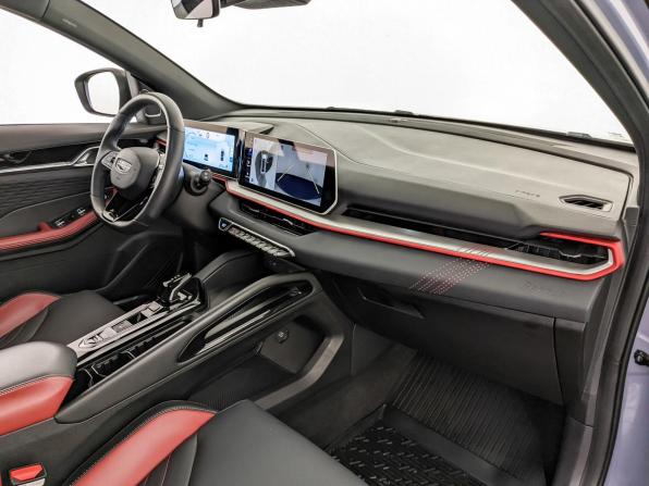 Geely Coolray I Рестайлинг с пробегом 2024 года, цена 2 125 000 рублей, 48072 км, внедорожник, Автокод Объявления