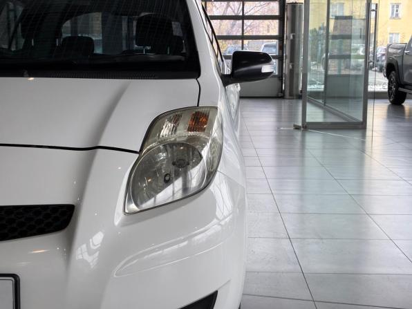 Toyota Vitz II (XP90) с пробегом 2009 года, цена 645 000 рублей, 173000 км, хэтчбек, Автокод Объявления
