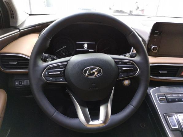 Hyundai Santa Fe IV Рестайлинг с пробегом 2021 года, цена 2 820 000 рублей, 101183 км, внедорожник, Автокод Объявления