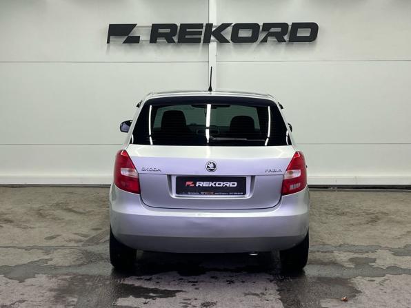 Skoda Fabia II Рестайлинг с пробегом 2013 года, цена 629 000 рублей, 190272 км, хэтчбек, Автокод Объявления
