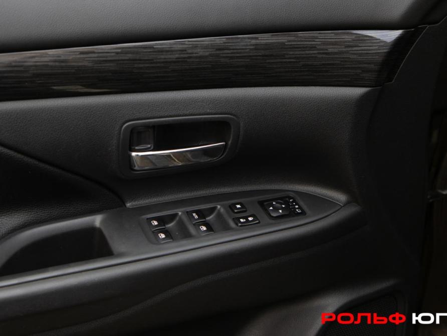 Mitsubishi Outlander III Рестайлинг Москва  - изображение 16
