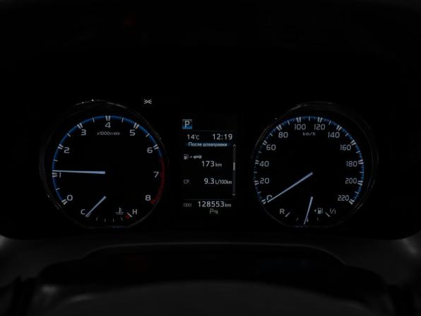 Toyota RAV4 IV (XA40) Рестайлинг с пробегом 2017 года, цена 2 495 000 рублей, 128150 км, внедорожник, Автокод Объявления