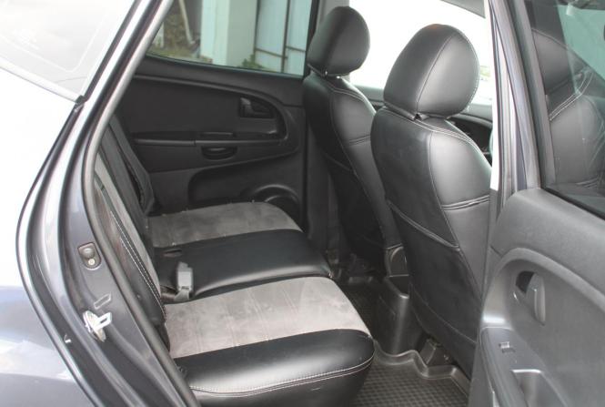 Kia Venga I с пробегом 2011 года, цена 810 000 рублей, 165000 км, минивэн, Автокод Объявления