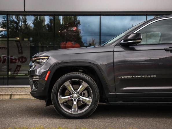 Jeep Grand Cherokee V (WL) с пробегом 2022 года, цена 5 399 000 рублей, 80269 км, внедорожник, Автокод Объявления