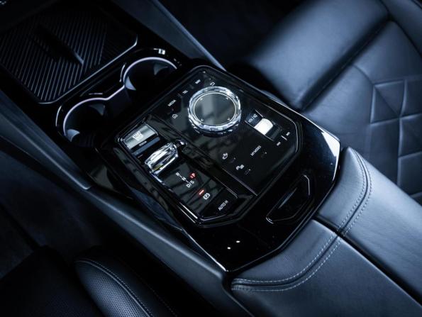 BMW 5 серии VIII (G60/G61/G68) с пробегом 2024 года, цена 7 630 000 рублей, 51929 км, седан, Автокод Объявления