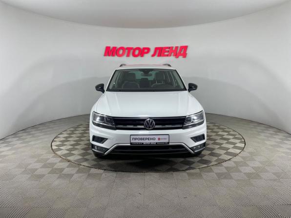 Volkswagen Tiguan II с пробегом 2019 года, цена 2 032 000 рублей, 201288 км, внедорожник, Автокод Объявления