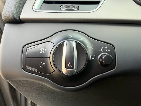 Audi A4 IV (B8) Рестайлинг с пробегом 2014 года, цена 1 575 000 рублей, 152984 км, седан, Автокод Объявления
