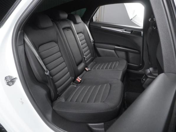 Ford Mondeo V с пробегом 2017 года, цена 1 885 000 рублей, 170404 км, седан, Автокод Объявления