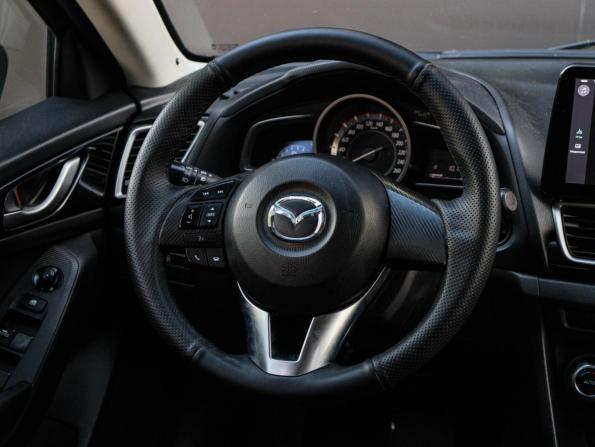 Mazda 3 III (BM) с пробегом 2015 года, цена 1 100 000 рублей, 190000 км, седан, Автокод Объявления