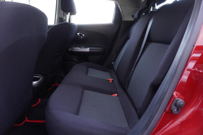 Nissan Juke I Рестайлинг с пробегом 2018 года, цена 1 389 000 рублей, 178277 км, внедорожник, Автокод Объявления