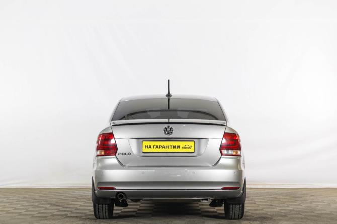 Volkswagen Polo V Рестайлинг с пробегом 2019 года, цена 1 339 000 рублей, 116000 км, седан, Автокод Объявления