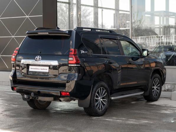 Toyota Land Cruiser Prado 150 Series Рестайлинг 2 с пробегом 2019 года, цена 5 500 000 рублей, 154964 км, внедорожник, Автокод Объявления