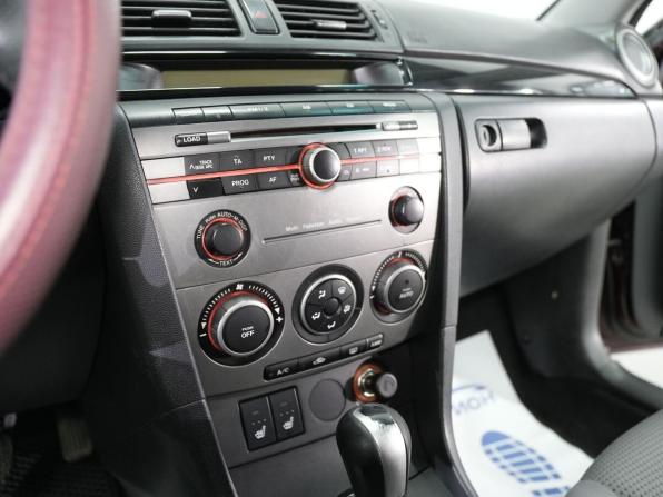 Mazda 3 I (BK) Рестайлинг с пробегом 2007 года, цена 720 000 рублей, 216000 км, седан, Автокод Объявления