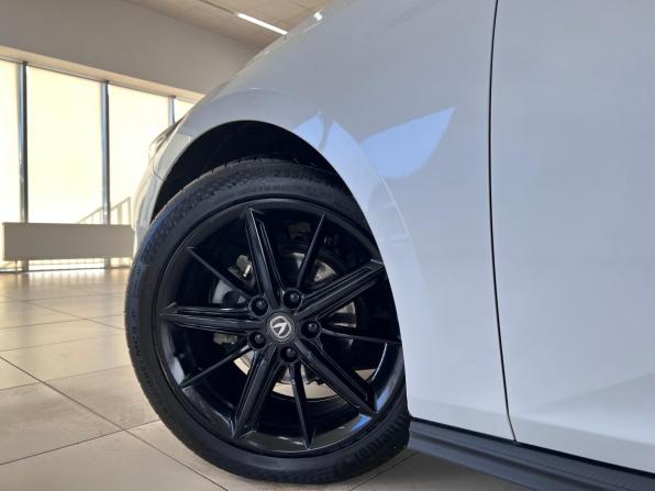 Changan UNI-V I с пробегом 2023 года, цена 2 130 000 рублей, 40544 км, лифтбек, Автокод Объявления