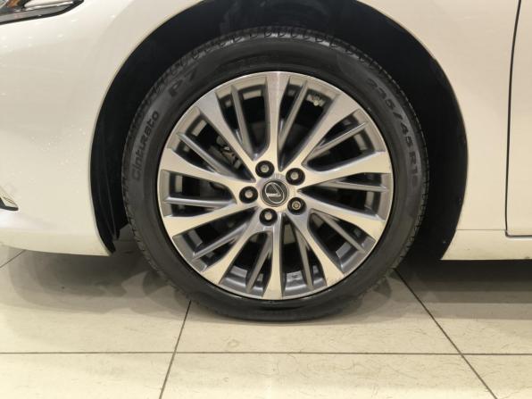Lexus ES VII с пробегом 2020 года, цена 4 300 000 рублей, 63000 км, седан, Автокод Объявления