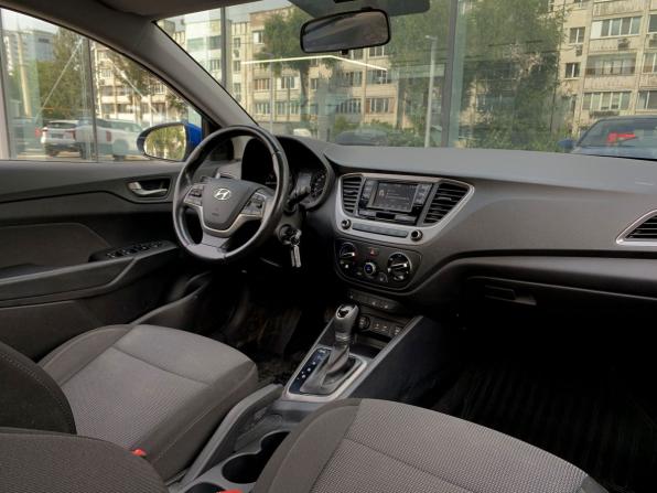 Hyundai Solaris II с пробегом 2019 года, цена 1 540 000 рублей, 53000 км, седан, Автокод Объявления