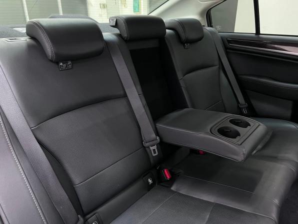 Subaru Legacy VI Рестайлинг с пробегом 2018 года, цена 2 230 000 рублей, 97892 км, седан, Автокод Объявления