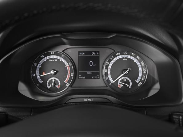 Skoda Karoq I с пробегом 2020 года, цена 2 670 000 рублей, 94155 км, внедорожник, Автокод Объявления