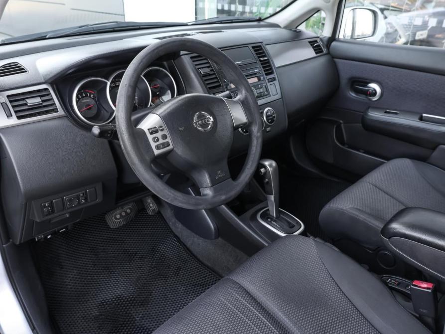 Nissan Tiida I Москва  - изображение 14