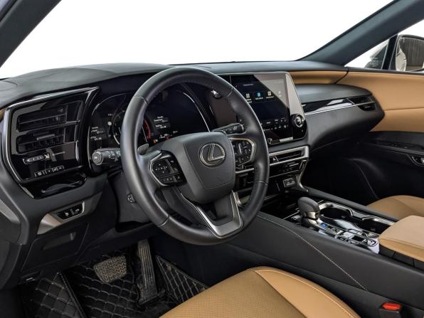 Lexus RX V с пробегом 2025 года, цена 7 510 000 рублей, 14995 км, внедорожник, Автокод Объявления