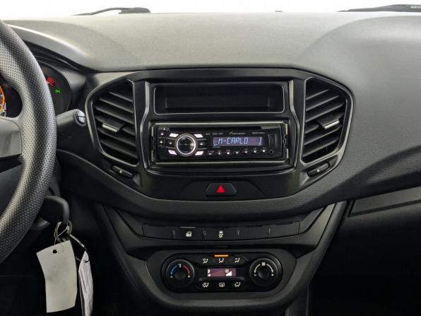 Lada (ВАЗ) Vesta I с пробегом 2019 года, цена 900 000 рублей, 90804 км, седан, Автокод Объявления