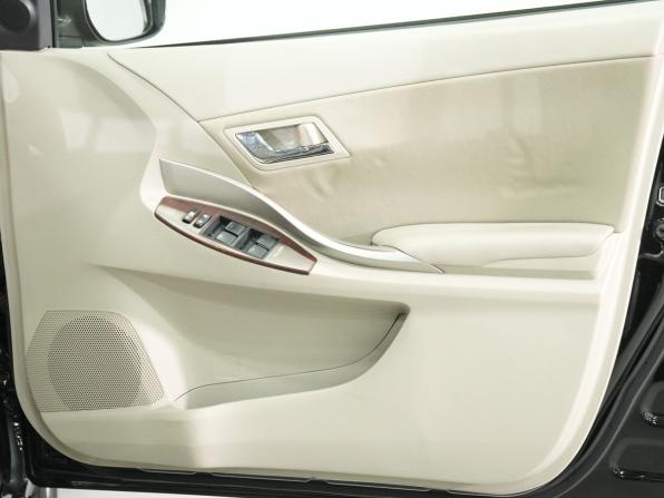 Toyota Premio II (T26) Рестайлинг с пробегом 2011 года, цена 1 457 000 рублей, 40500 км, седан, Автокод Объявления