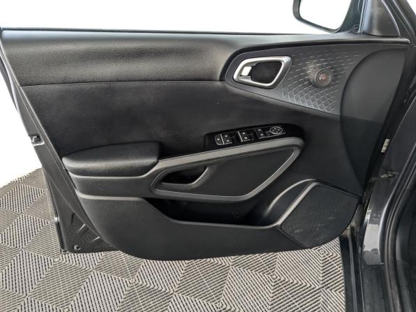 Kia Soul III с пробегом 2020 года, цена 1 910 000 рублей, 102322 км, хэтчбек, Автокод Объявления
