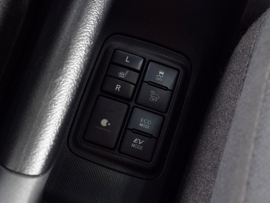 Toyota Aqua I Рестайлинг 2 Кемерово  - изображение 17