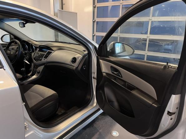 Chevrolet Cruze I с пробегом 2012 года, цена 626 000 рублей, 240840 км, хэтчбек, Автокод Объявления