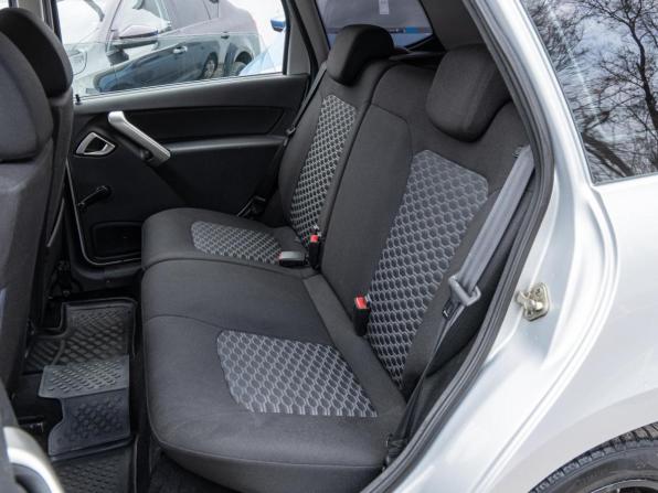Lada (ВАЗ) Granta I Рестайлинг с пробегом 2019 года, цена 689 000 рублей, 102789 км, универсал, Автокод Объявления