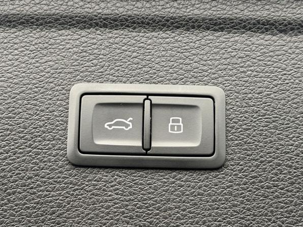 Audi Q5 II (FY) Рестайлинг с пробегом 2021 года, цена 4 698 000 рублей, 61019 км, внедорожник, Автокод Объявления