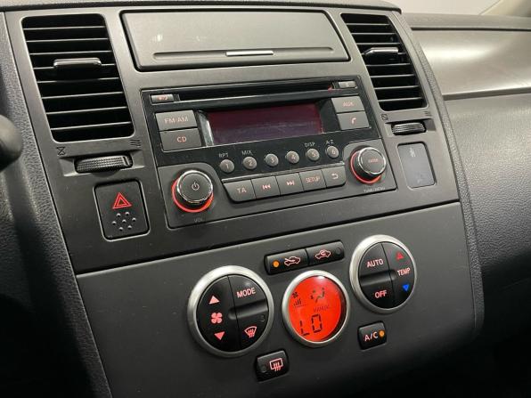 Nissan Tiida I Рестайлинг с пробегом 2013 года, цена 890 000 рублей, 90126 км, хэтчбек, Автокод Объявления