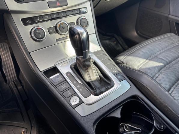 Volkswagen Passat CC I Рестайлинг с пробегом 2012 года, цена 1 275 000 рублей, 183524 км, седан, Автокод Объявления