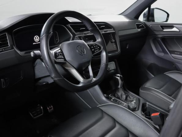 Volkswagen Tiguan II Рестайлинг с пробегом 2021 года, цена 3 150 000 рублей, 87560 км, внедорожник, Автокод Объявления