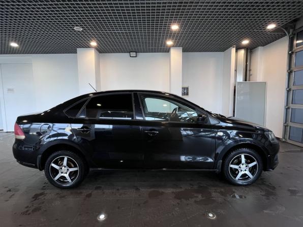 Volkswagen Polo V с пробегом 2014 года, цена 850 000 рублей, 98844 км, седан, Автокод Объявления
